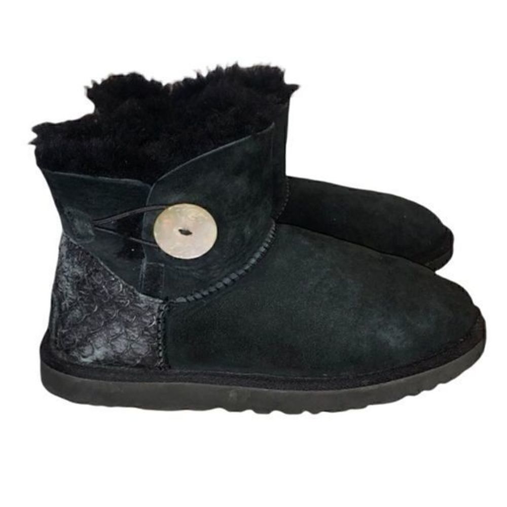 UGG AUSTRALIA BOOTS WOMEN’S SIZE 5 - Picture 2 of 7